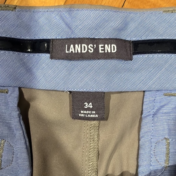 Lands’ End Golf Shorts - Picture 3 of 3